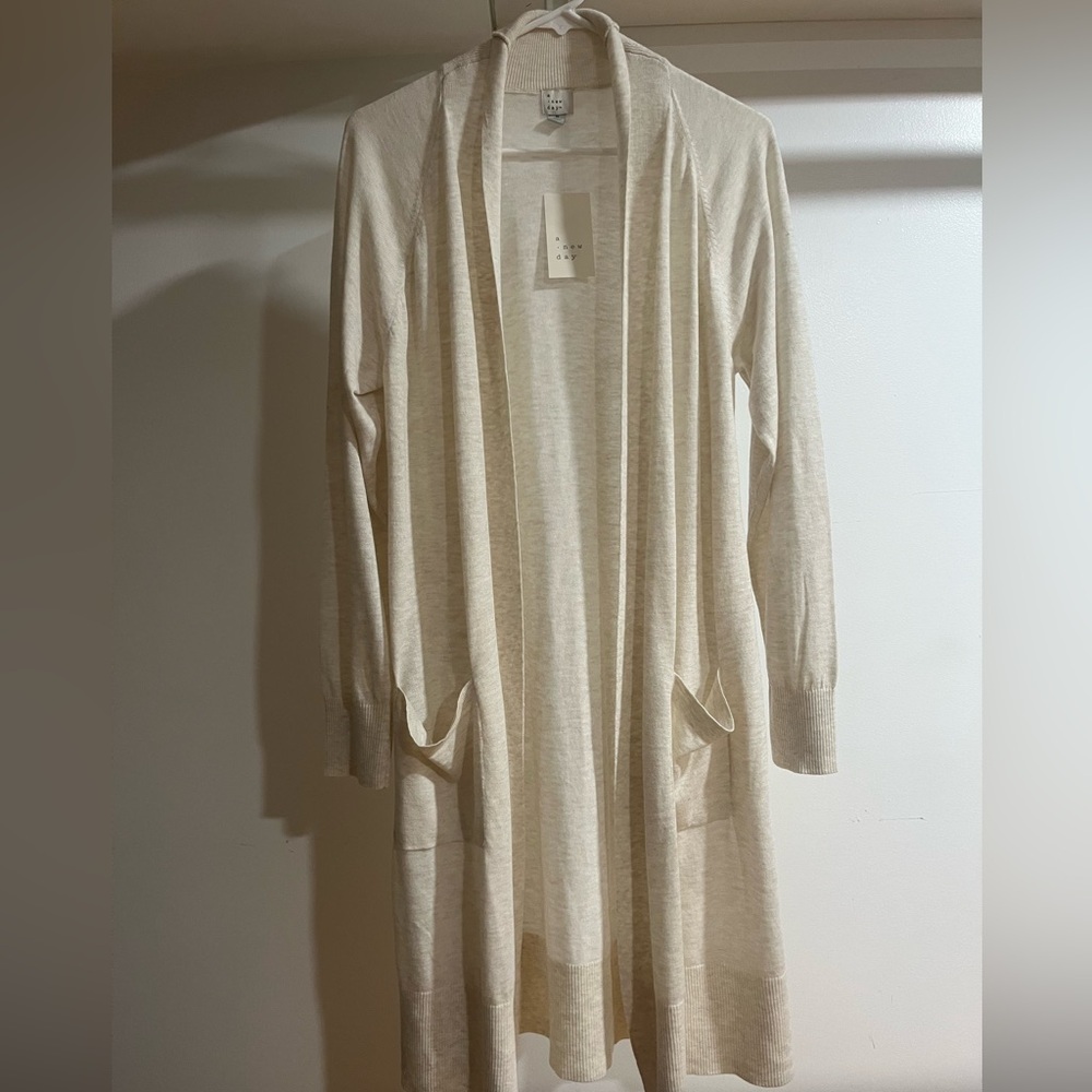 A New Day Cardigan Sweater Oatmeal - Picture 2 of 3